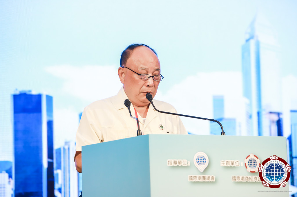 國際潮商經濟合作組織執行理事吳開松代表理事會致辭