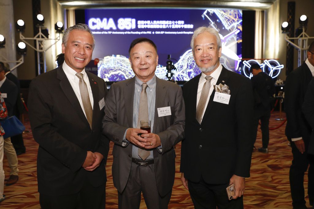 本會名譽顧問劉宗明（中）出席香港中華廠商聯合會85週年慶典