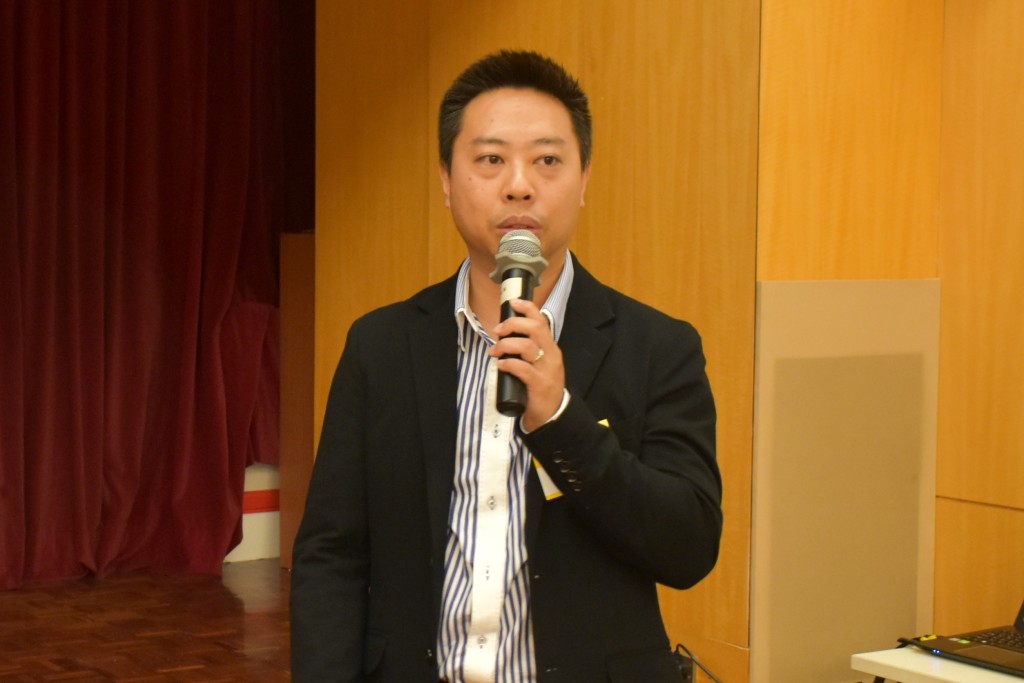 潮州會館中學主任顏智樑講述如何透過資訊科技促進自主學習s
