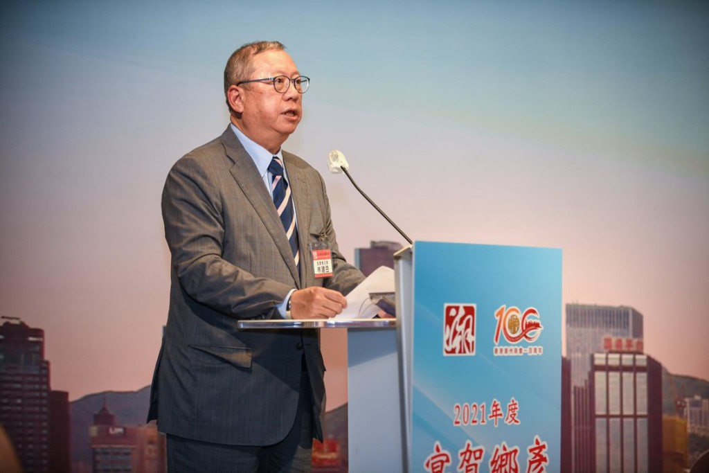 3 林建岳主席致辭時表示，香港潮人在各行各業中發揮了積極的作用，為香港經濟繁榮、社會和諧穩定貢獻智慧和力量。