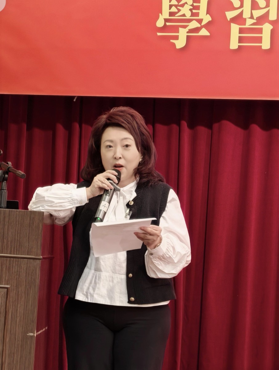 10_章曼琪