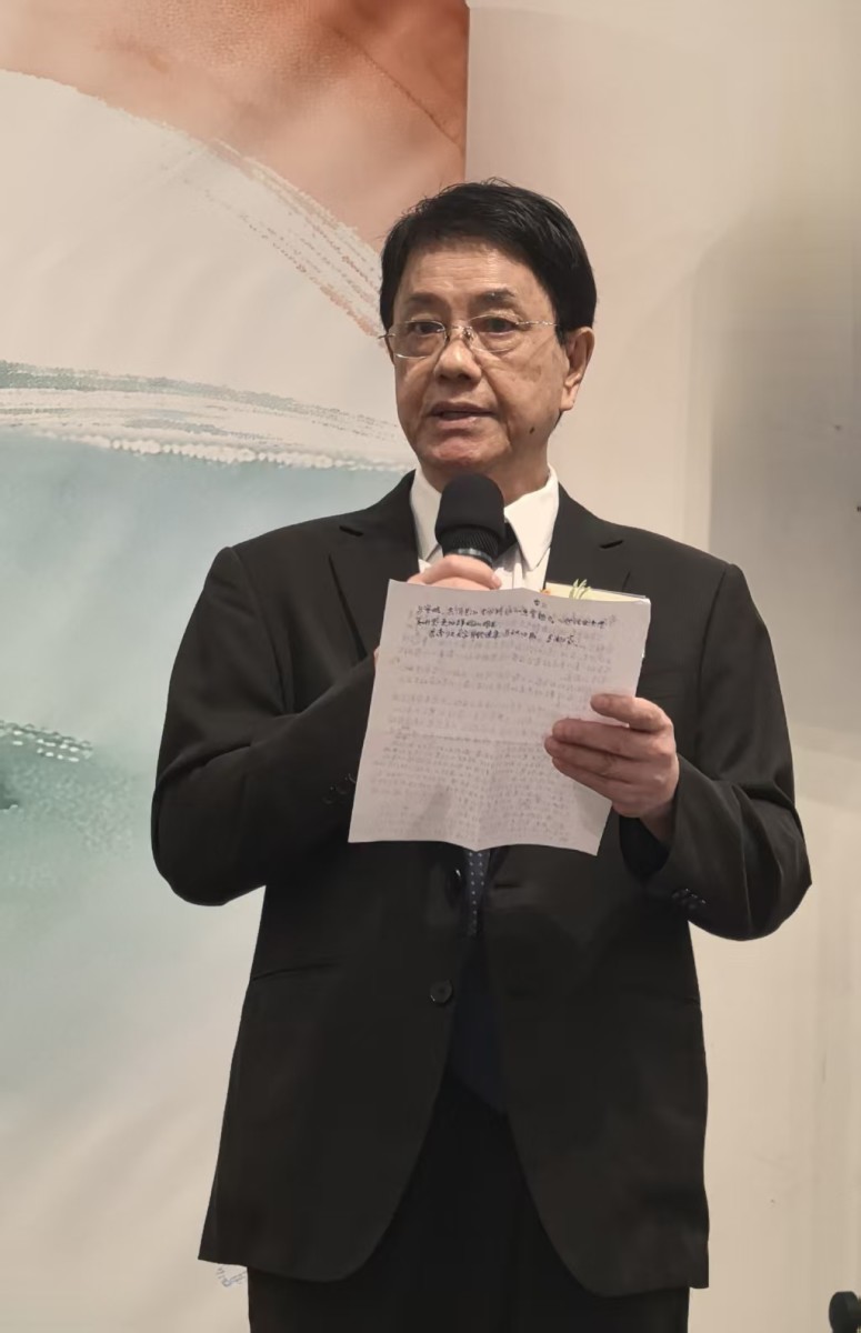 2 香港畫家聯會許昭奇會長致辭