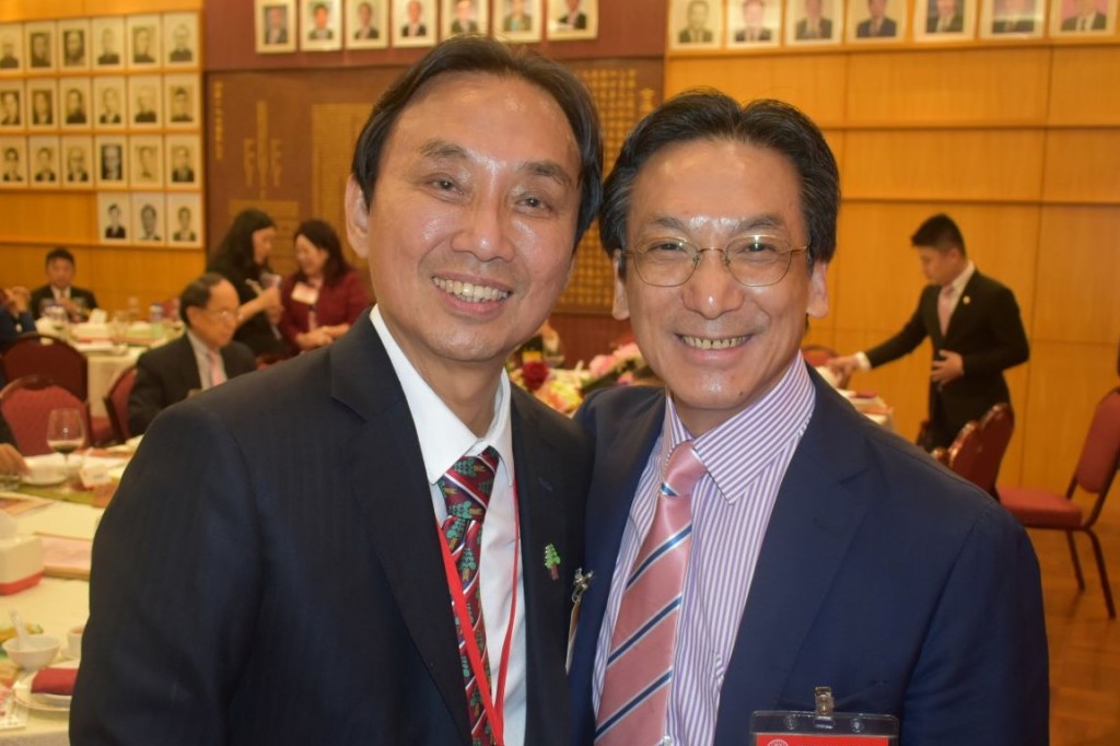 洪振群，吳茂松s