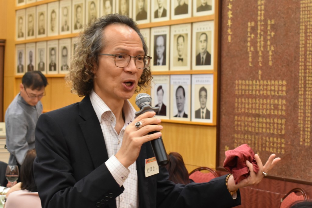 會董史理生對加拿大事務提出意見s