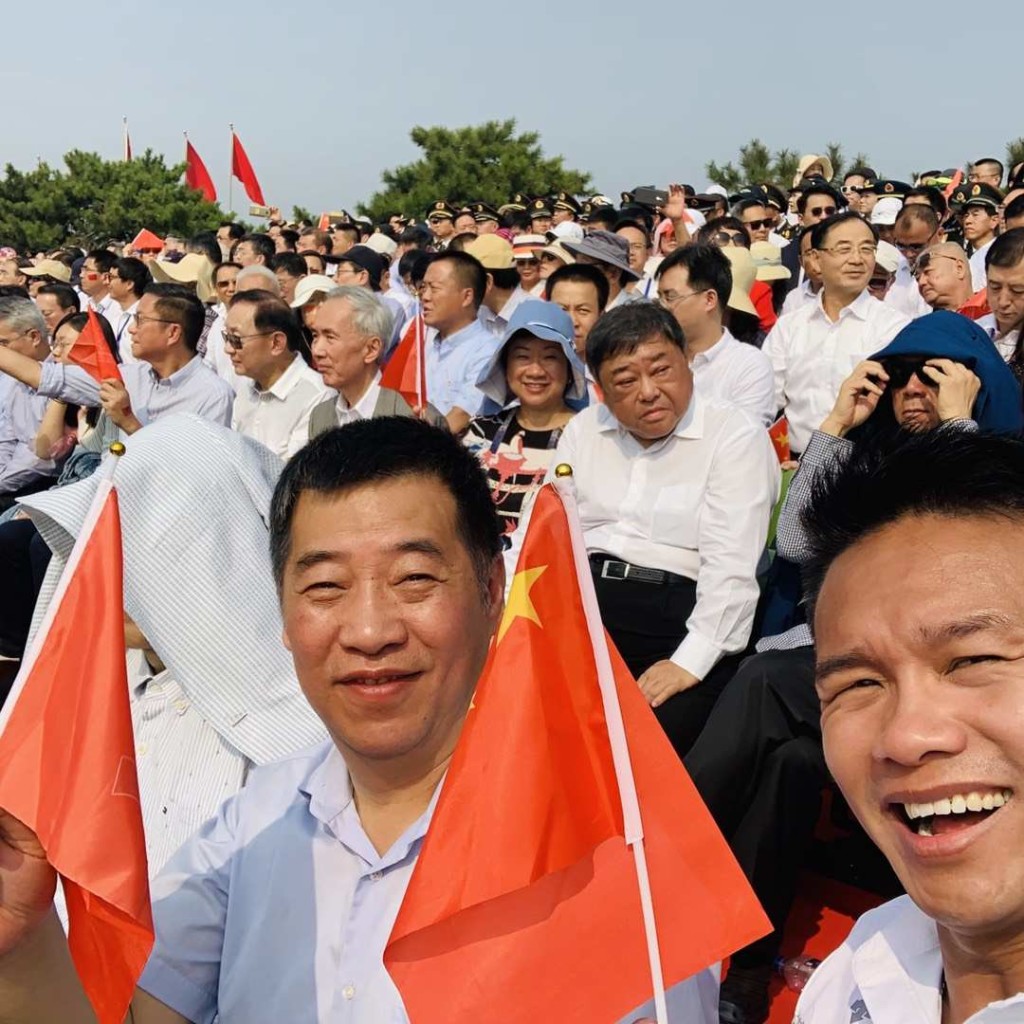 本會榮譽顧問王惠貞（第二排右三）、名譽顧問朱鼎健（前排右）與其他代表一起合照