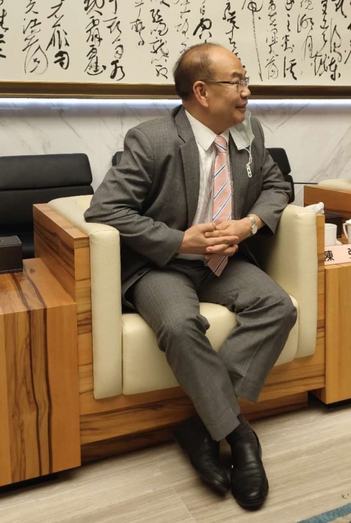 副會長陳強