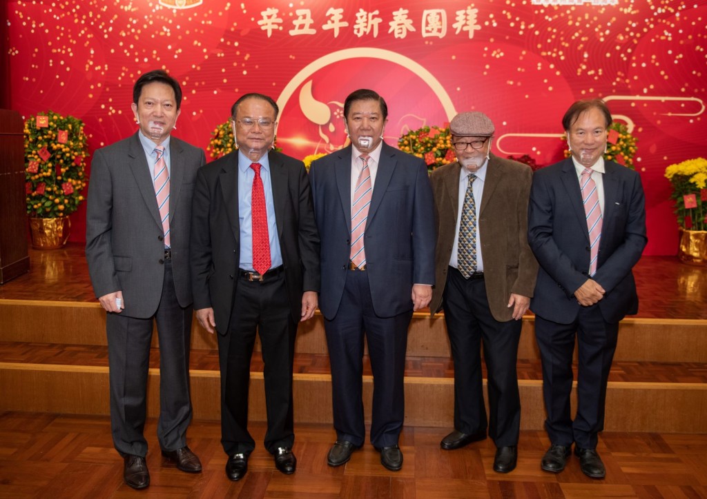 會長與各位嘉賓藉新春團拜共敘鄉情 s