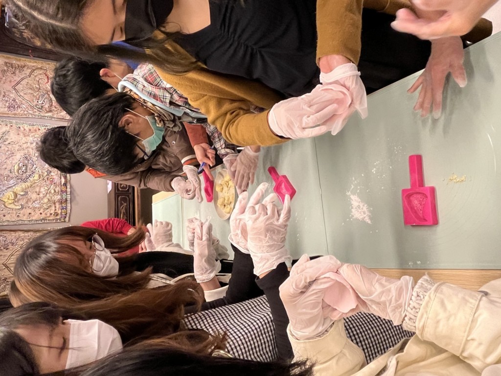 12 搓丸，做紅桃粿體驗