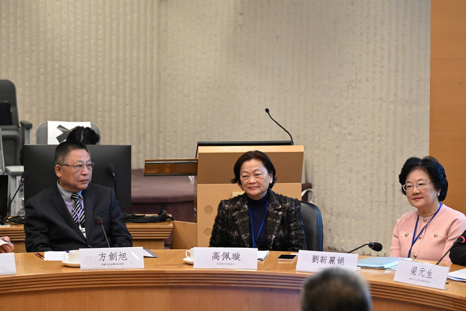 8.方創旭