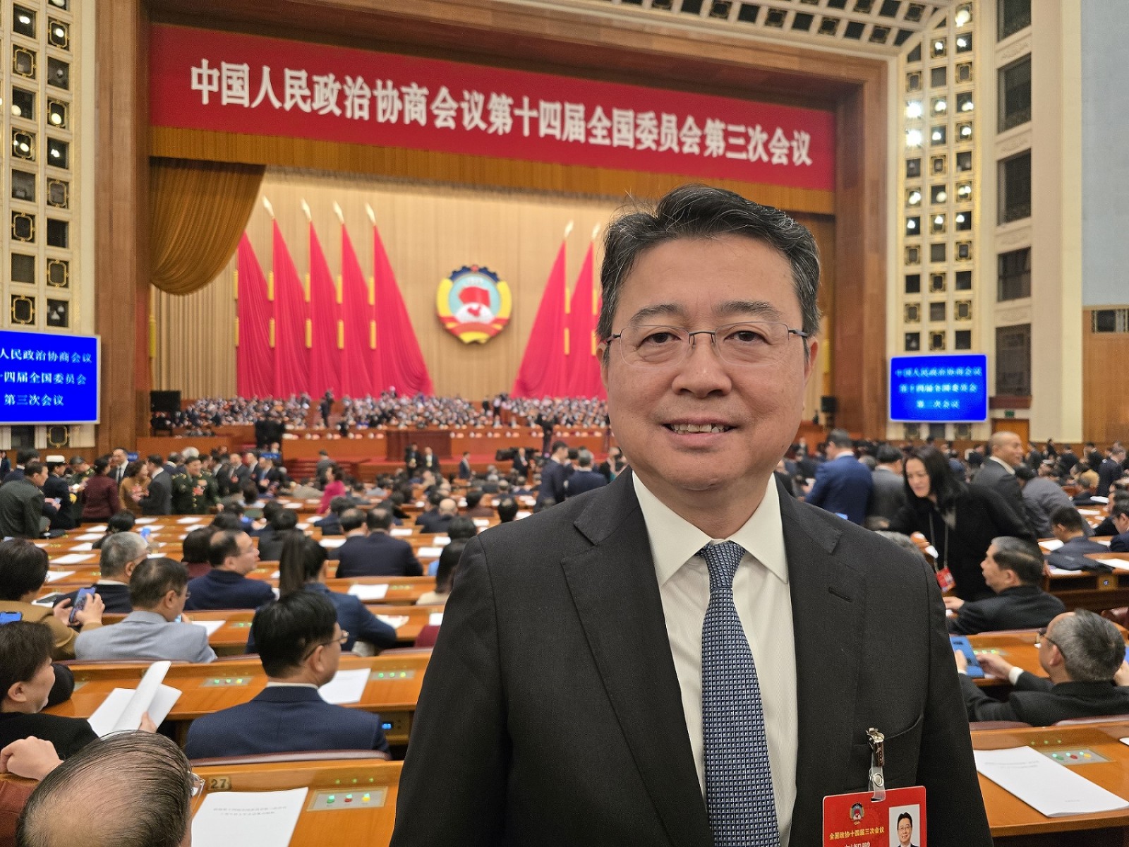 9. 劉智鵬