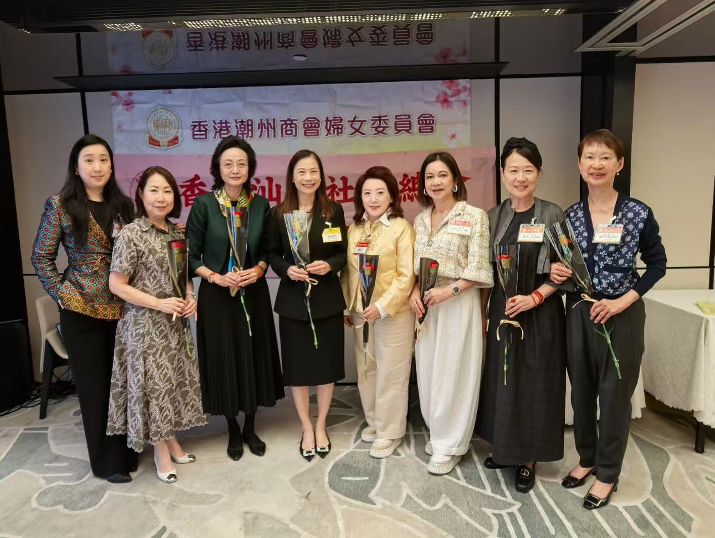 左起：林淑怡、莊吳時、吳靜怡、陳曼琪、章曼琪、史顏景蓮、劉洪文燕、陳李彩珍