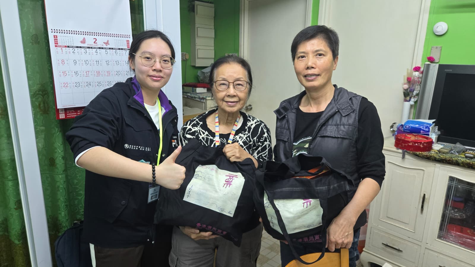 香港大學學生義工探訪梅窩長者1