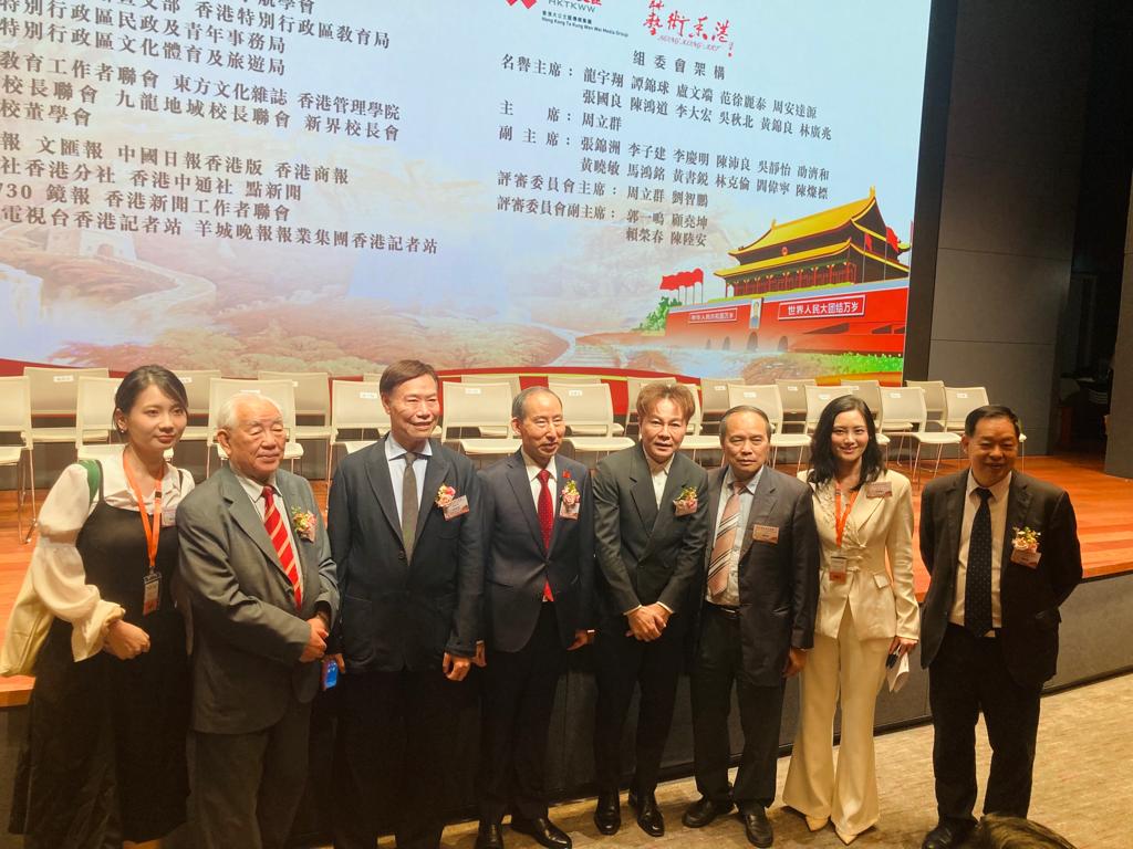 馬鴻銘會長(右四)、林克倫會董（左三）與一眾嘉賓合影。